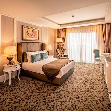Vuni Palace Premium Hotel & Spa & Casino Beachfront Location ! Kyrenia (Northern Cyprus) Exterior photo