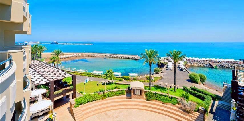 Vuni Palace Premium Hotel & Spa & Casino Beachfront Location ! Kyrenia (Northern Cyprus) Exterior photo