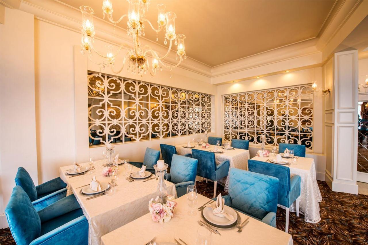 Vuni Palace Premium Hotel & Spa & Casino Beachfront Location ! Kyrenia (Northern Cyprus) Exterior photo