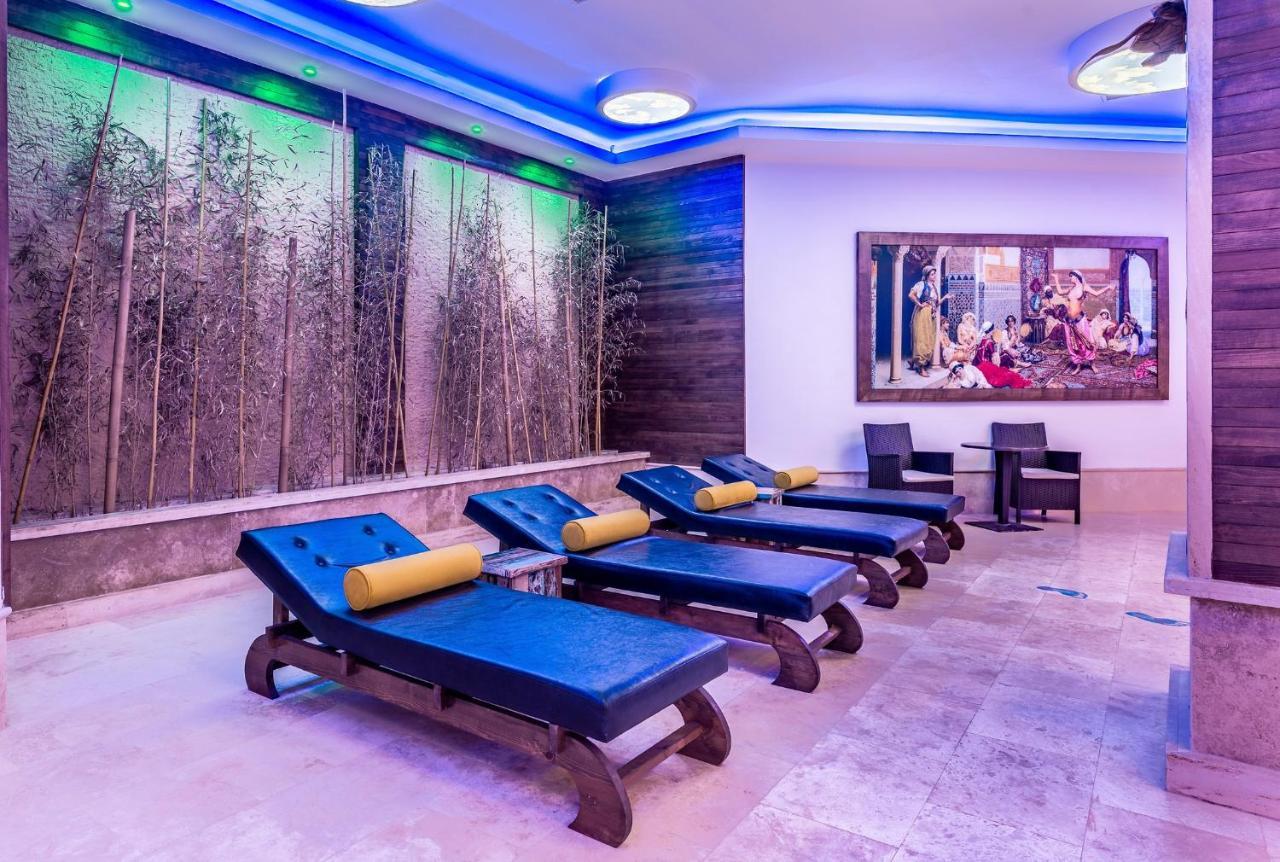 Vuni Palace Premium Hotel & Spa & Casino Beachfront Location ! Kyrenia (Northern Cyprus) Exterior photo