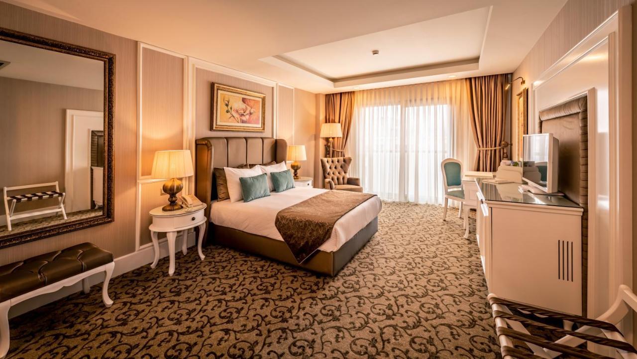 Vuni Palace Premium Hotel & Spa & Casino Beachfront Location ! Kyrenia (Northern Cyprus) Exterior photo